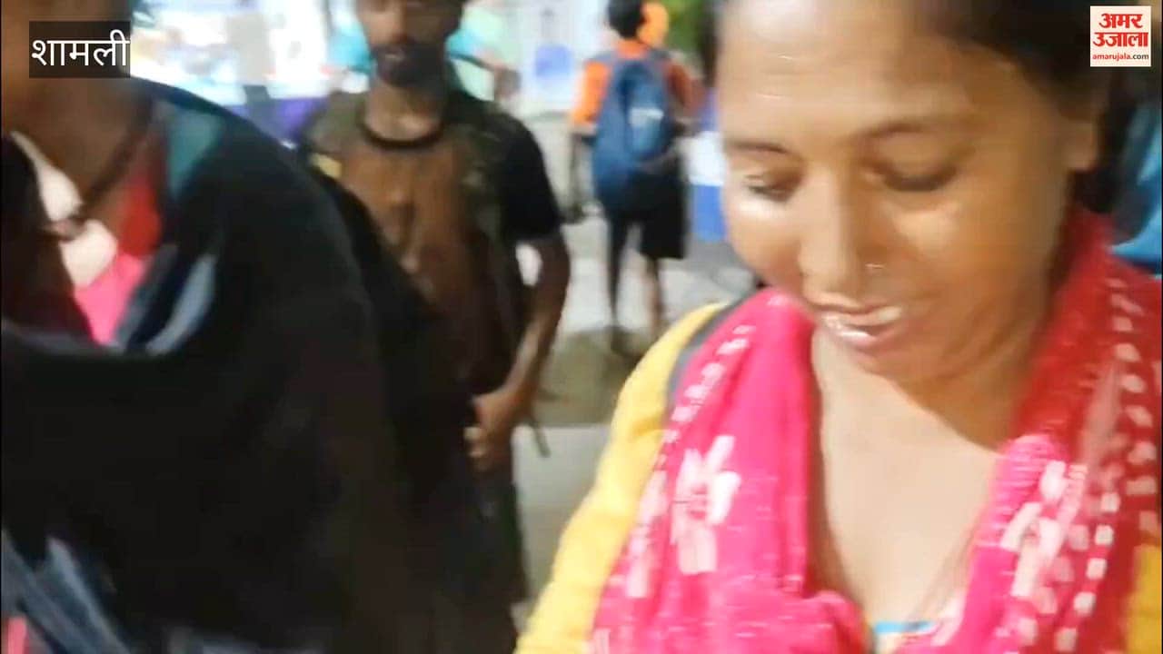 Shamli: Shakuntala Completes 15th Kanwar Yatra, Daughter Joins Her for the First Time