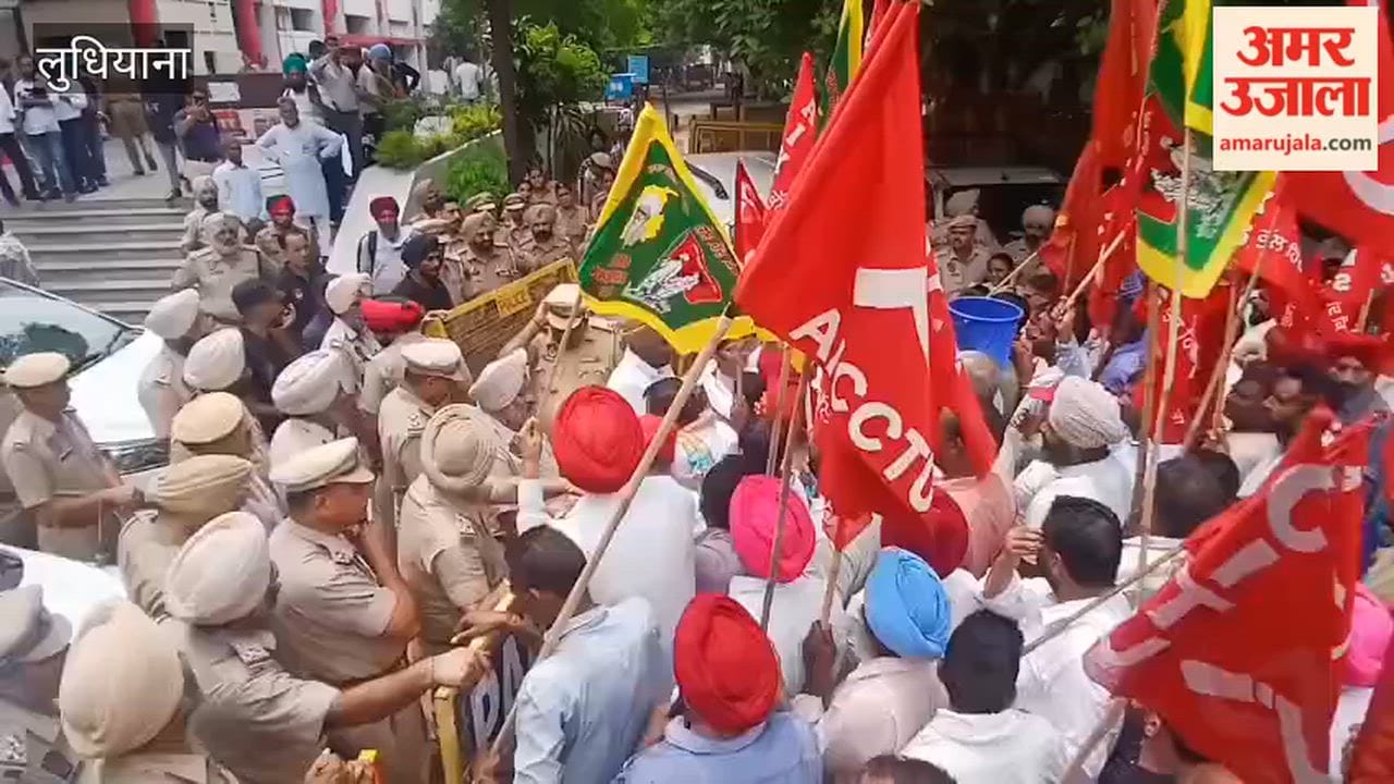 Anganwadi workers protest at Ludhiana's Mini Secretariat over their demands.