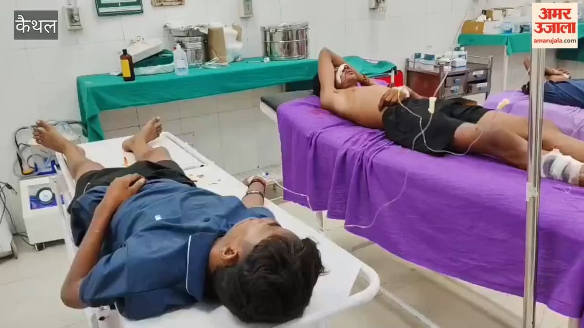 कैथल: सामने से आ रहे वाहन को बचाने के चक्कर में अनियंत्रित हुई पिकअप, टायर फटने के बाद पेड़ से टकराई, छह कांवड़िये घायल