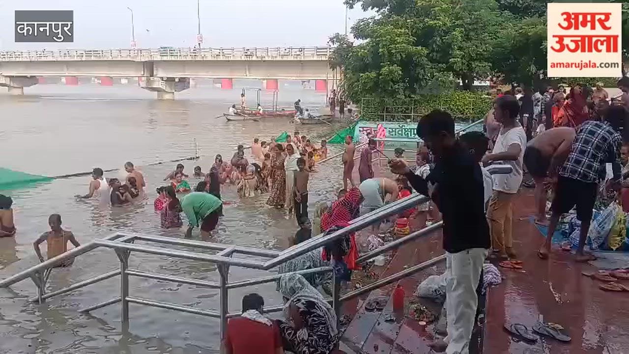 Banks of the Ganges Resonate with Chants of "Har-Har, Bam-Bam" on the Second Monday of Sawan