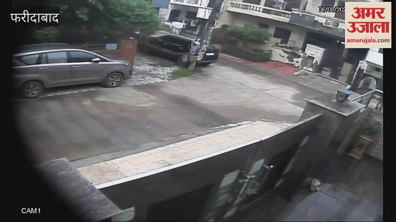 Faridabad 8-year-old dies after being crushed under e-rickshaw while cycling outside his home