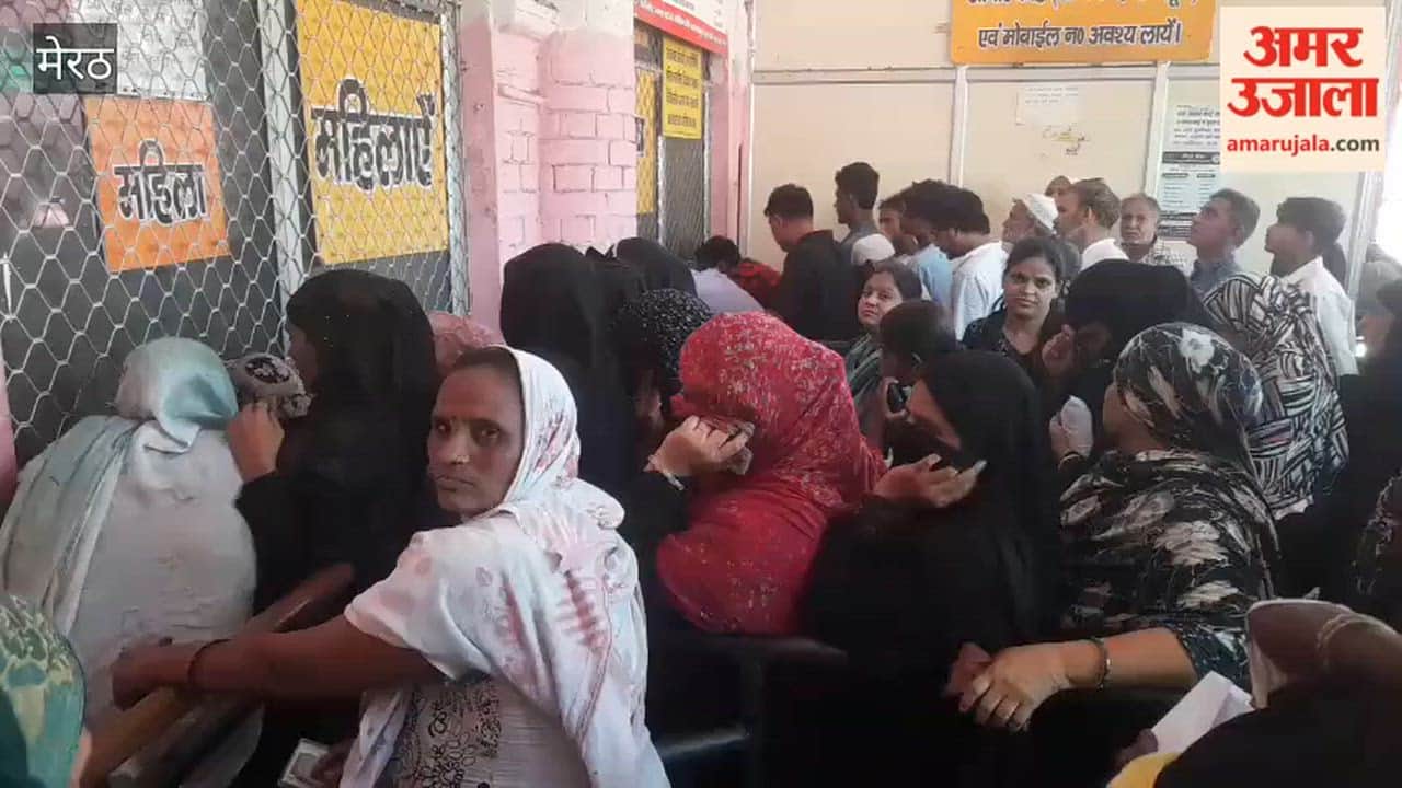 Meerut: Long Queue at District Hospital Amid Rising Illnesses After Weather Change