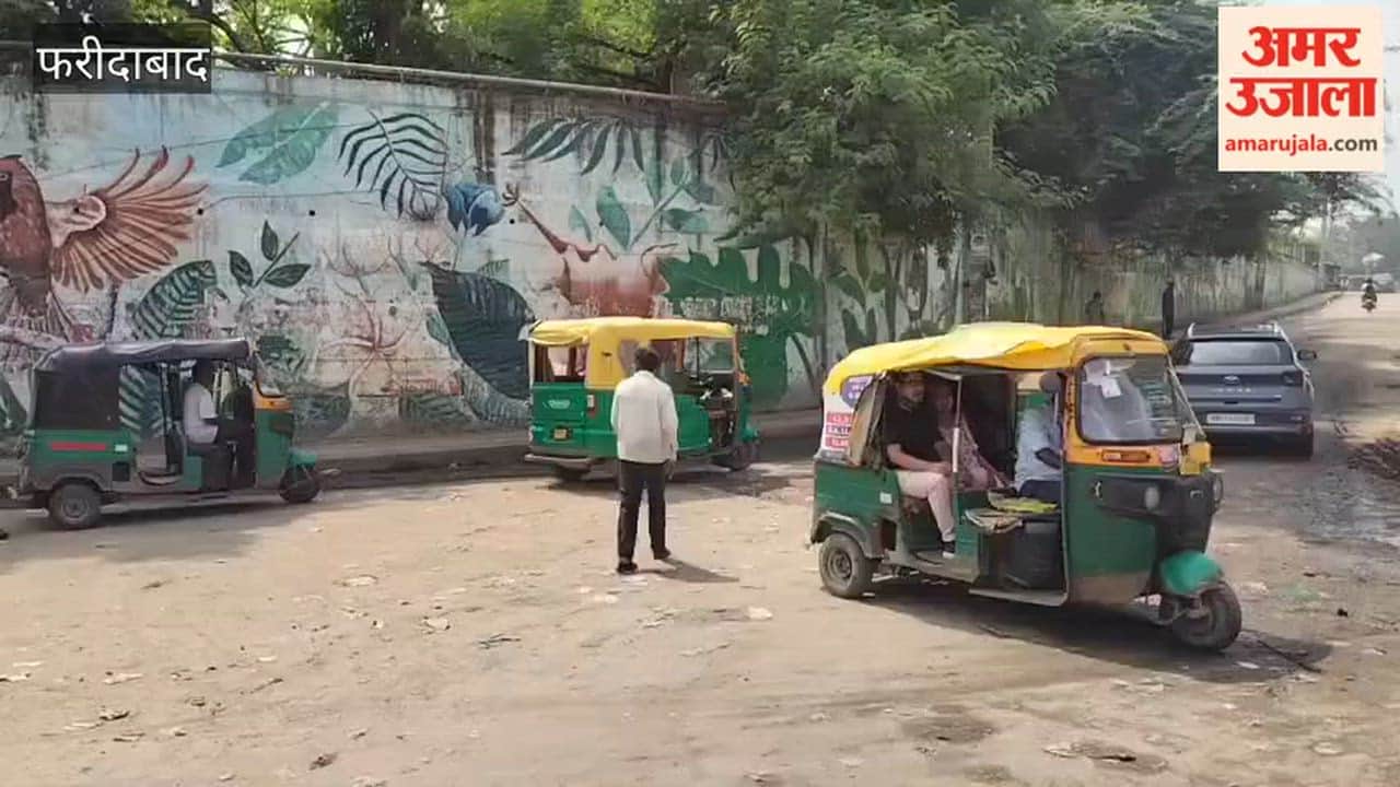 Two-wheeler riders are risking their lives by passing through the closed underpass