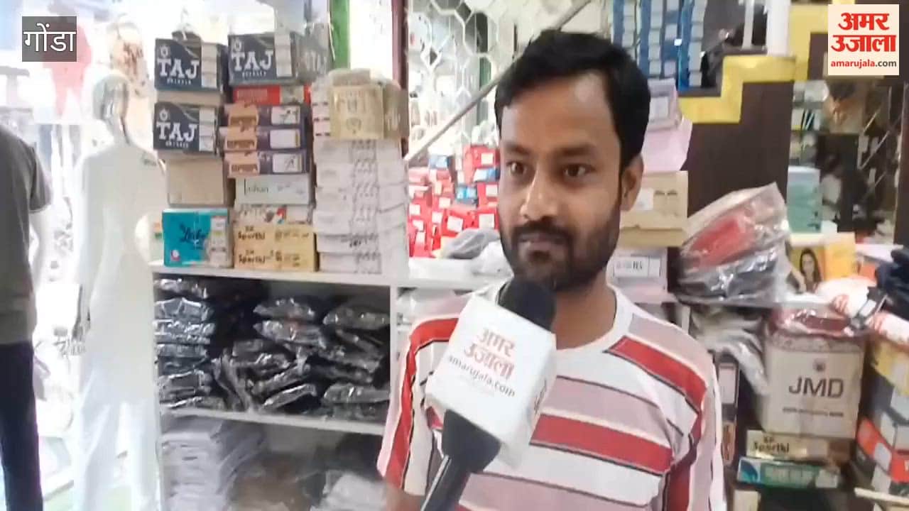 गोंडा: स्वतंत्रता दिवस को लेकर बाजारों में चढ़ा देशभक्ति का रंग
