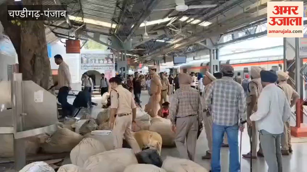 Anti-sabotage team and RPF conducted a security check at Ferozepur Railway Station.