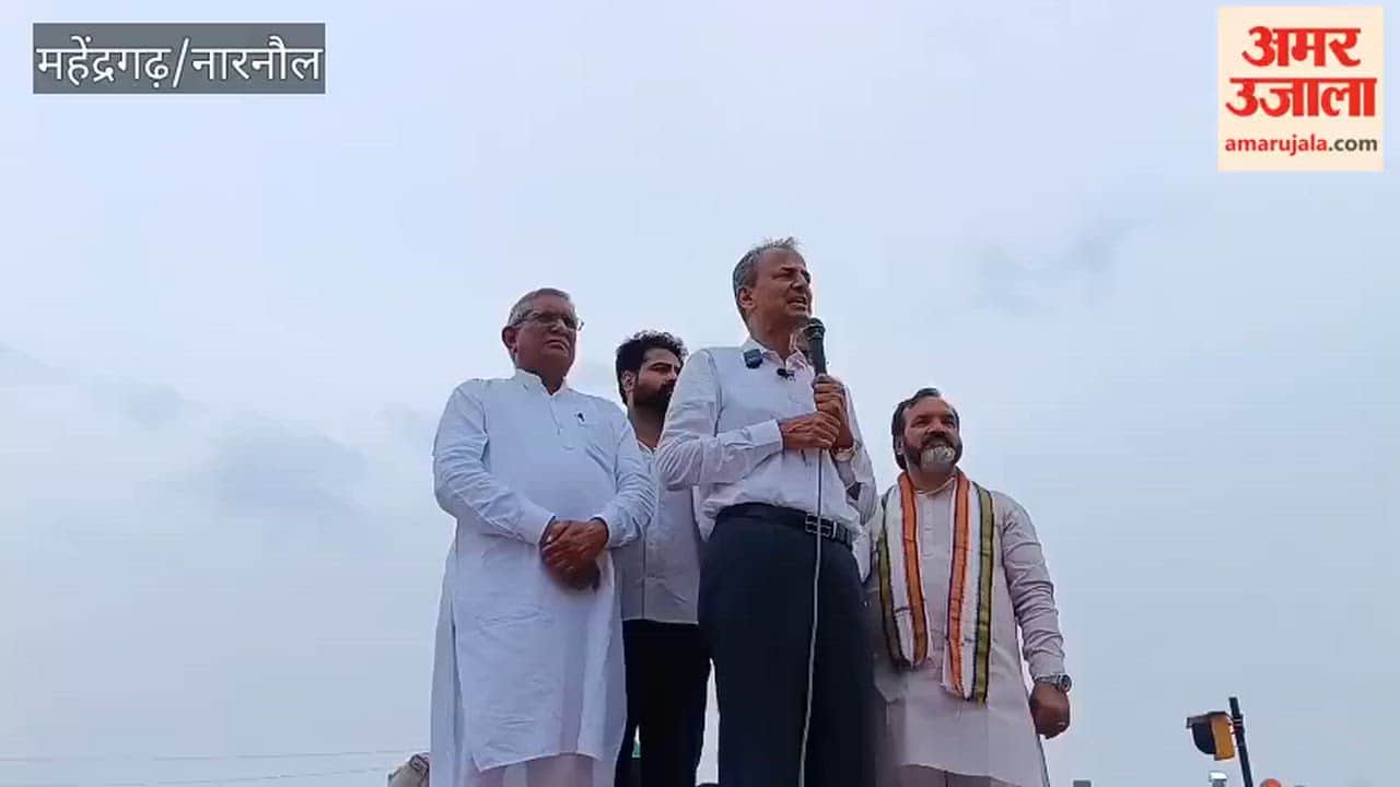 During the Tiranga Yatra in Nangal Chaudhary, former minister Dr. Abhay Singh Yadav took a dig, stating that politics in the name of Rao Tularam should stop.