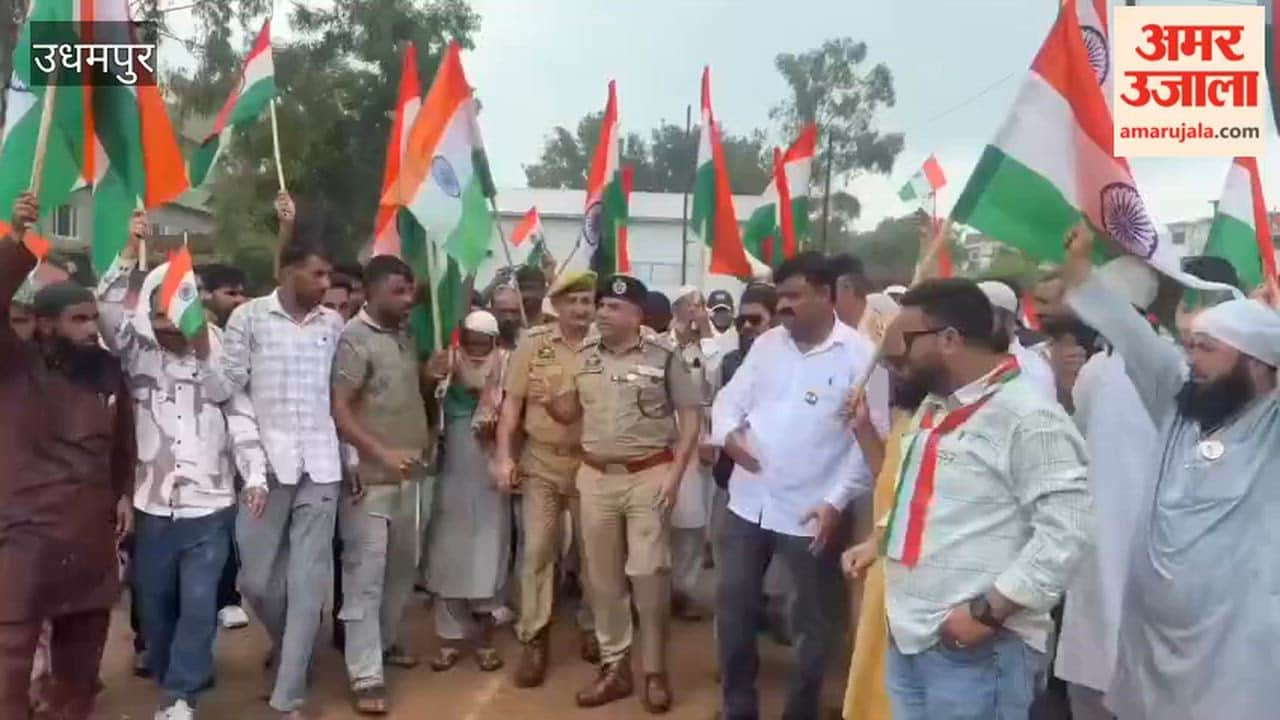 A message of unity with the Tricolour
