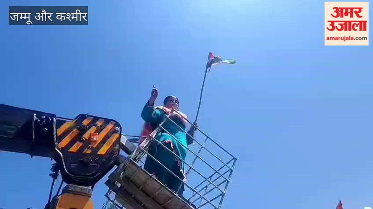 BJP Holds Mega Tricolour Rally in Qazigund, Rumaisa Rafiq Hoists National Flag on Tower