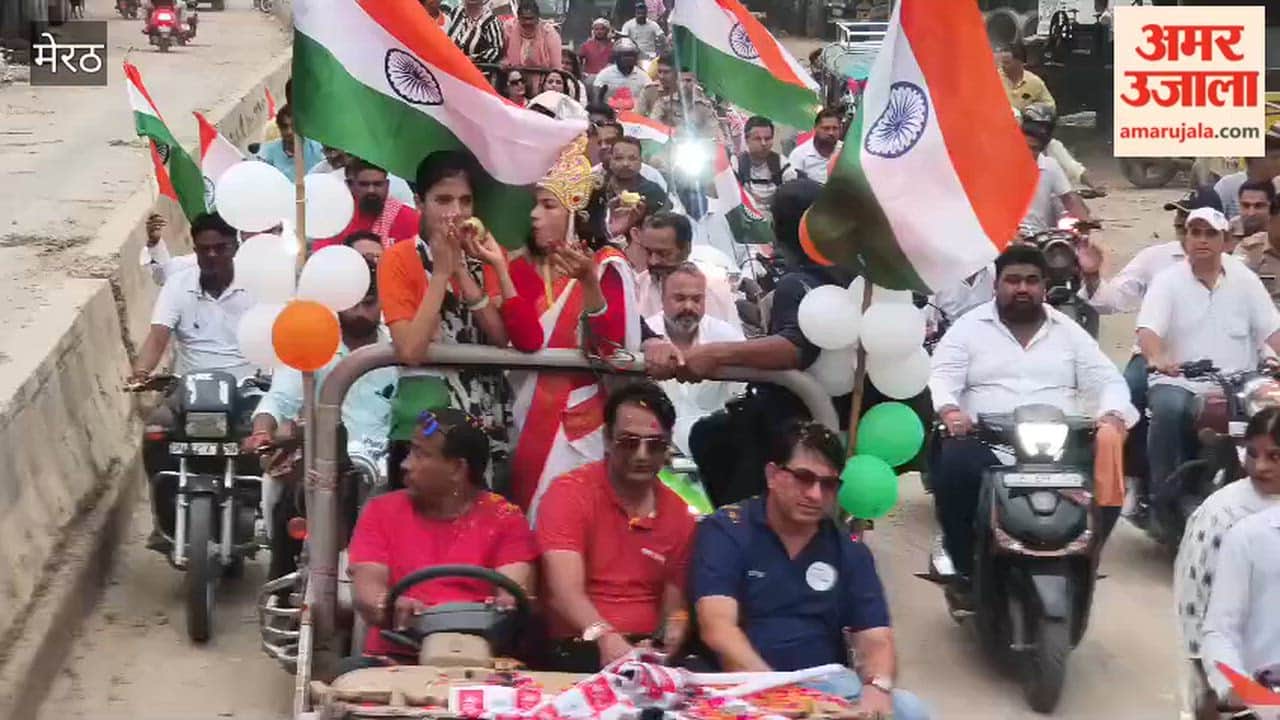 Meerut: Patriotic songs infused enthusiasm into the bike rally.