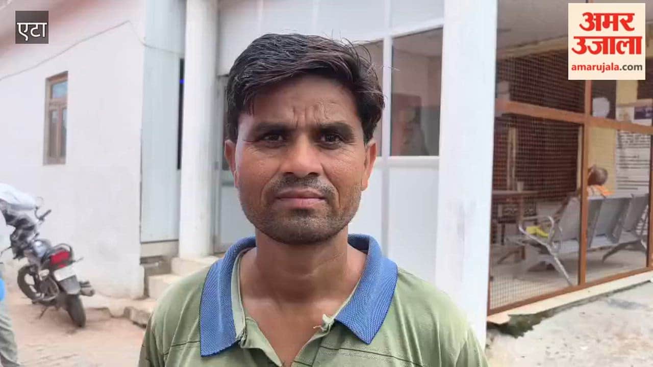 Youth rendered unconscious under pretext of making call mobile phone and earring stolen