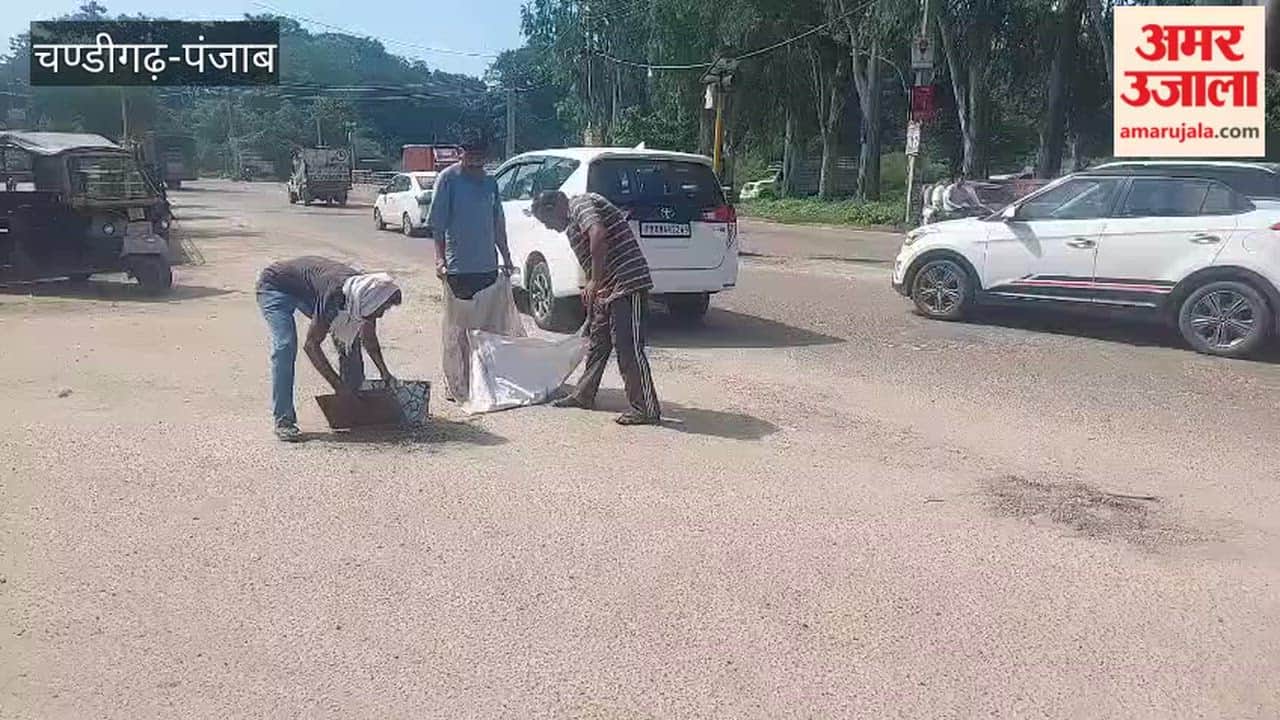Risk of accidents due to gravel spilling from overloaded tippers