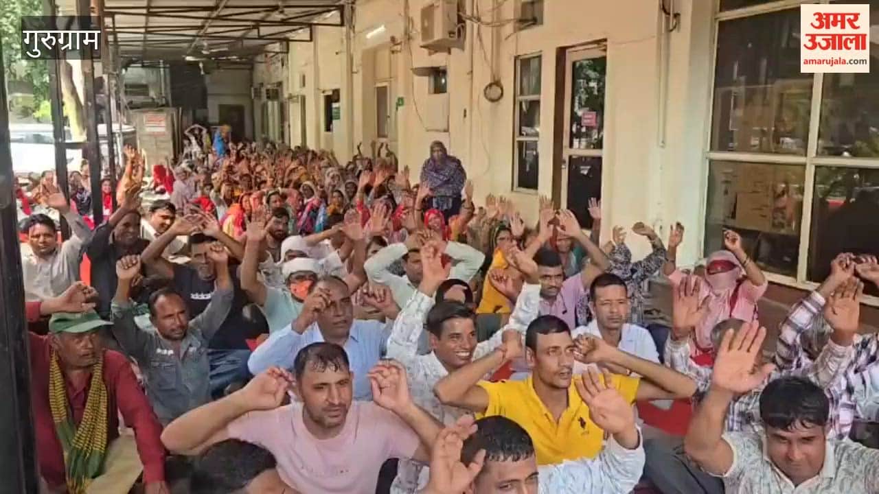 Gurugram 8th day of sanitation and fire department workers strike