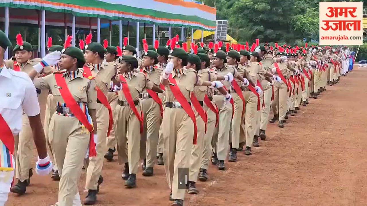 A full-dress rehearsal was conducted in Rajnandgaon in preparation for Independence Day.