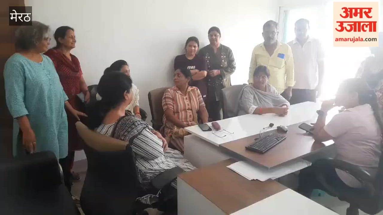 Meerut: Lift Non-Functional for 15 Days at Grand Society, Residents Face Trouble