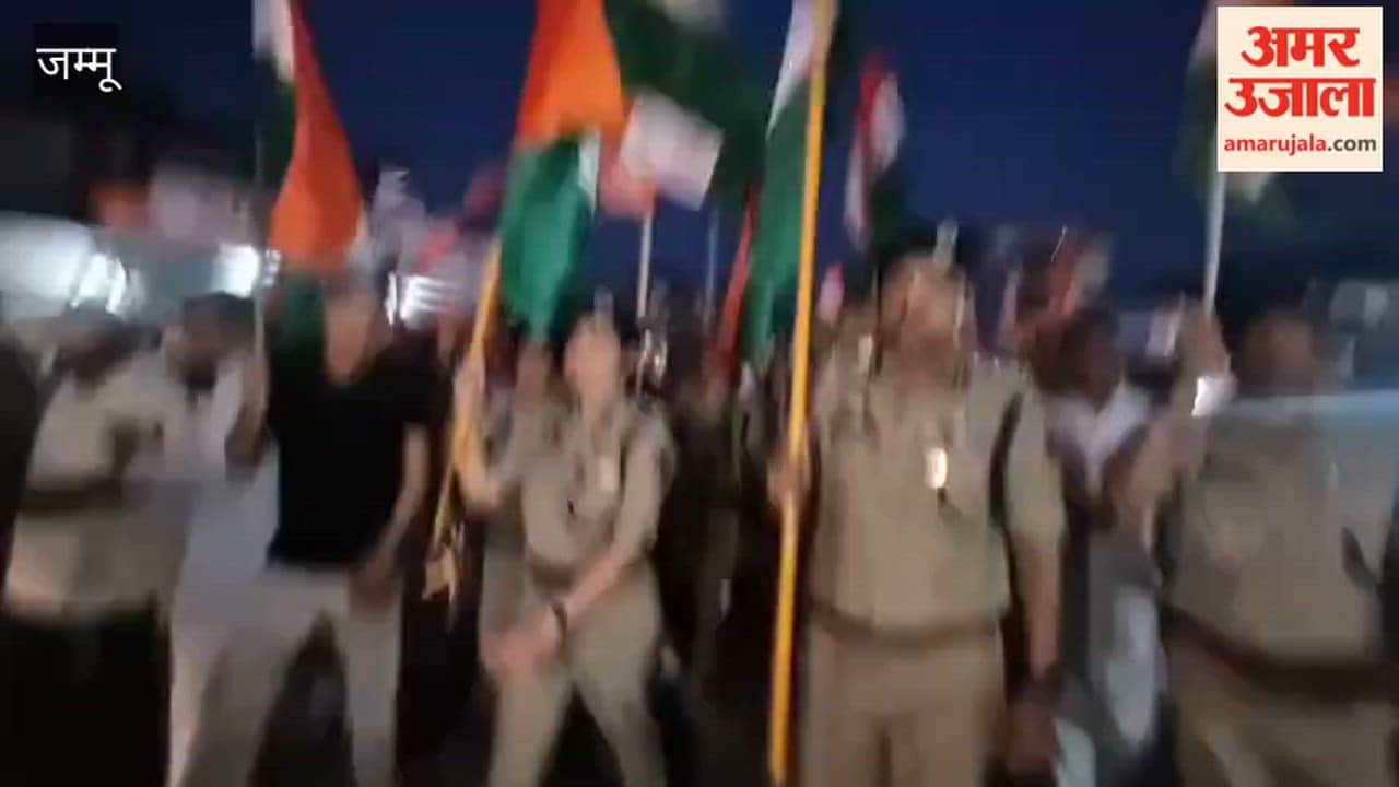 The Kathua administration organized a patriotic foot march in honor of the martyrs