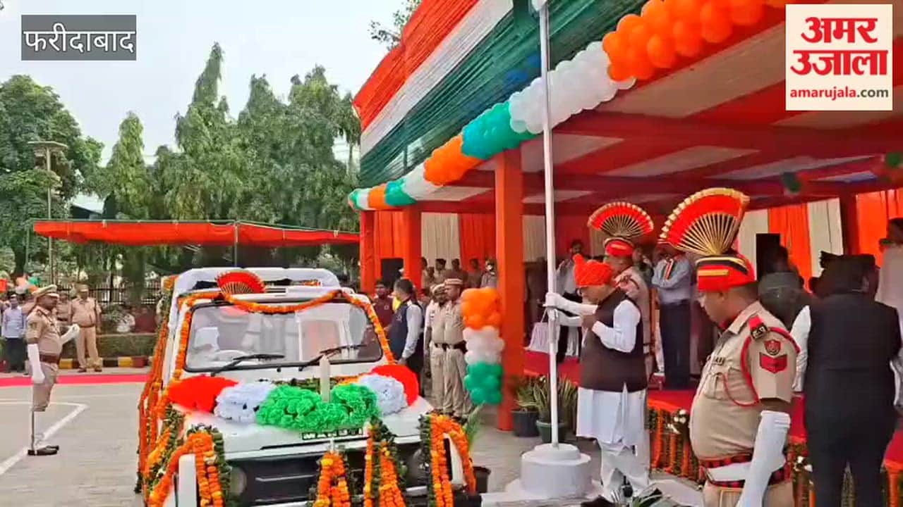 MLA Moolchand Sharma hoisted the flag on Independence Day