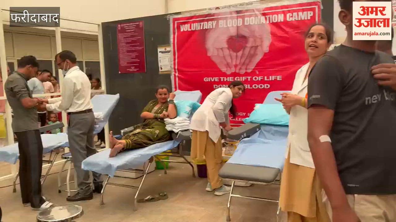 More than 400 people donated blood at ESIC Hospital in Faridabad