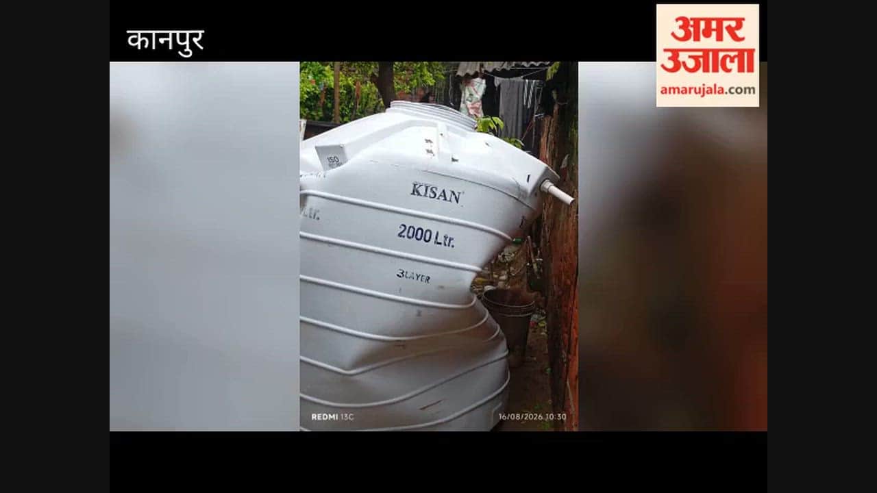 Kanpur: Water tank installed four days ago collapses, damaging vegetable vendor's cart