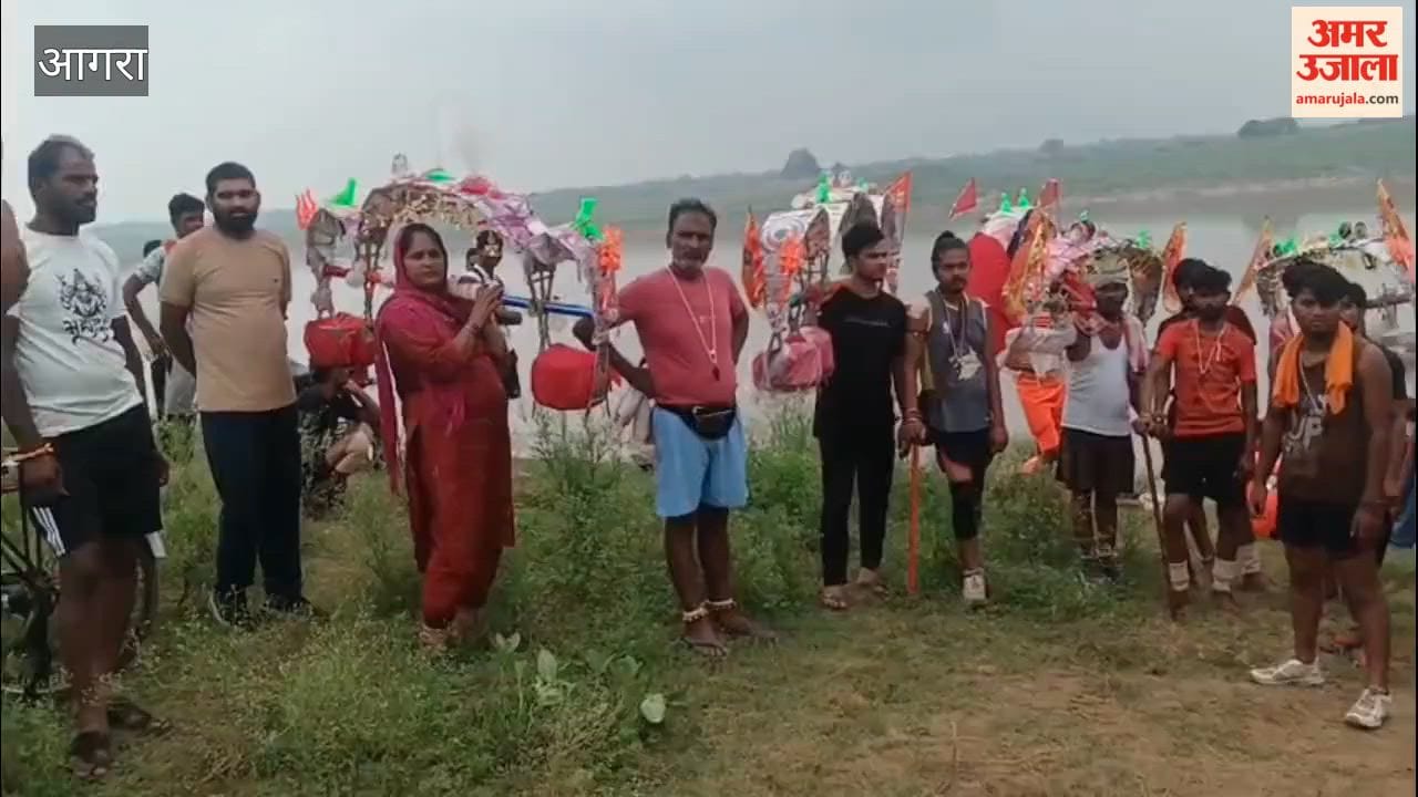The administration seized the motor boat... Kanwariyas from Madhya Pradesh stranded at Kaijraghat