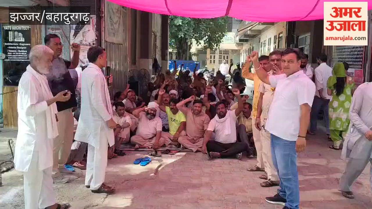 Bahadurgarh Municipal employees state-wide strike continues for the 12th day