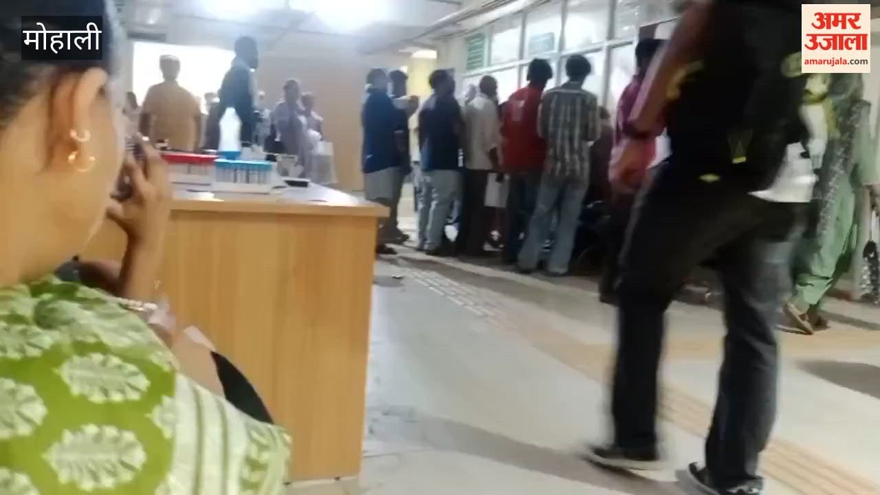 Blood tests being conducted amidst filth at the Phase 6 District Hospital in Mohali.