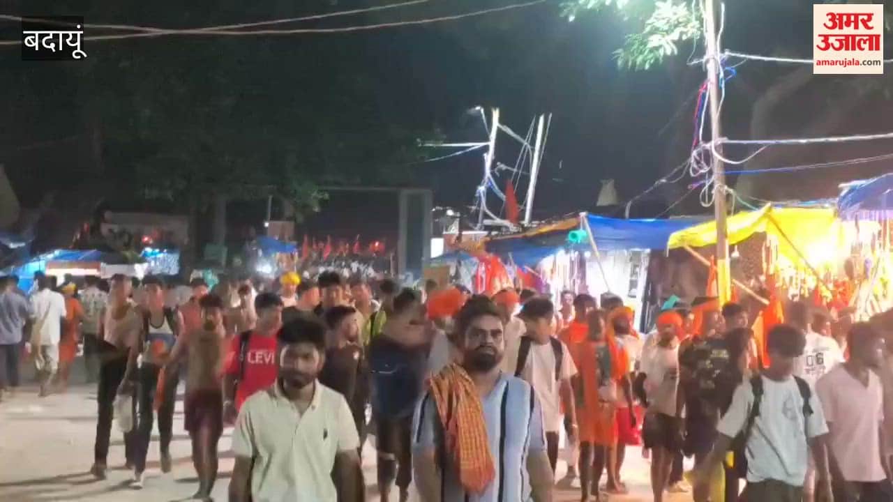 Crowd of devotees thronged the Kachhla Ganga Ghat in Badaun