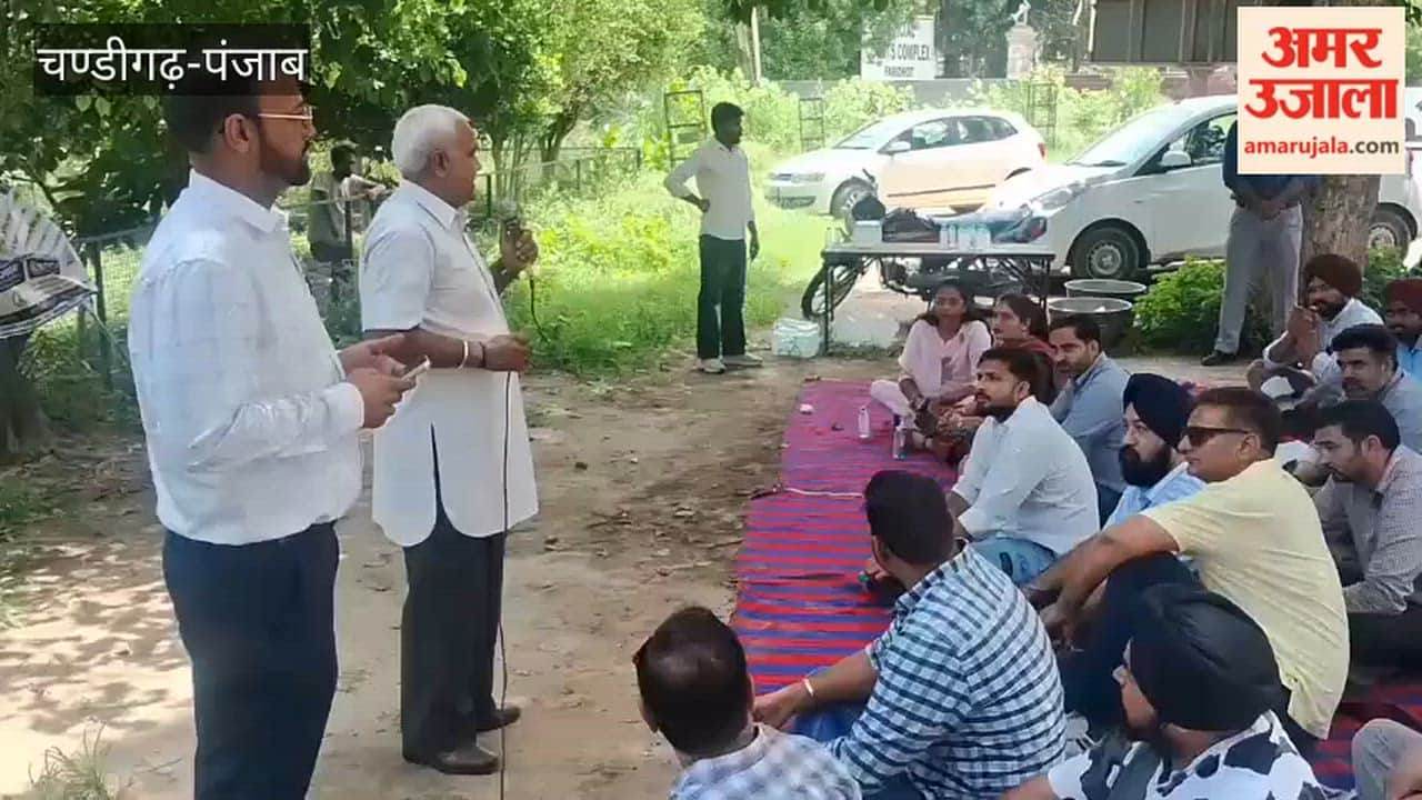 Bharatiya Mazdoor Sangh protests against the central and state governments in Faridkot
