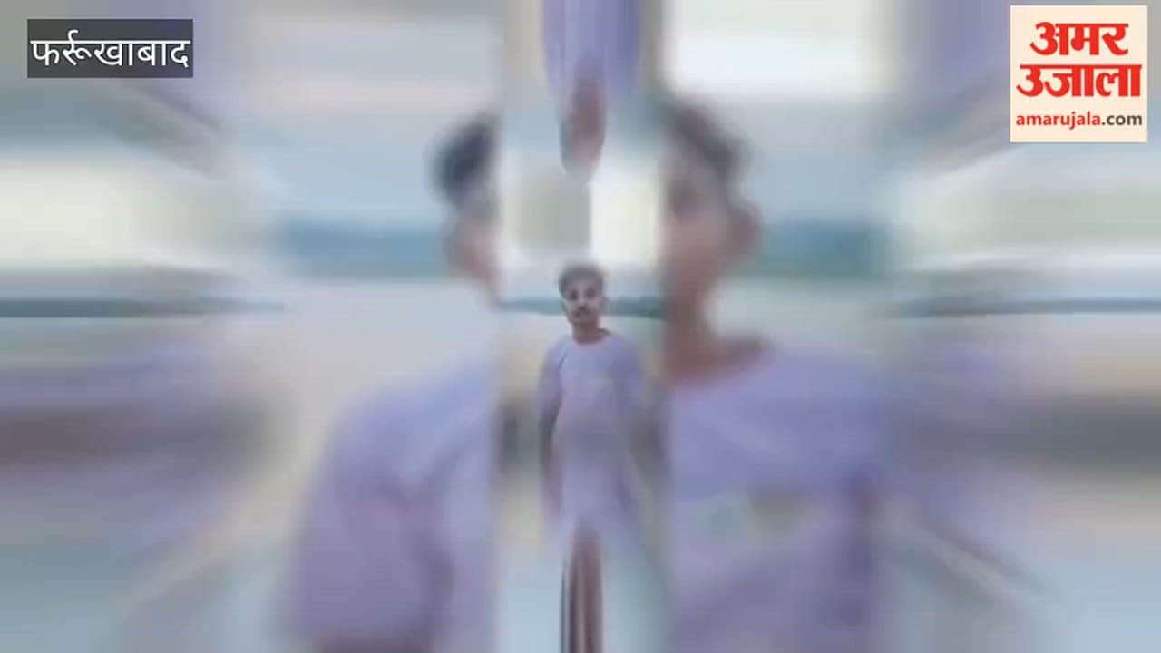 Four Kanwariyas, including three members of the same family, drowned in the Ganges; search operation underway