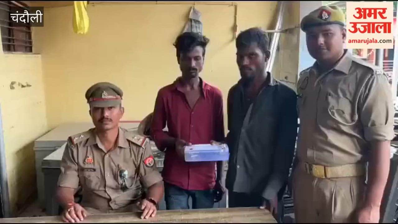 Two youths on an auto-rickshaw arrested at Kelly Underpass; country-made pistol and cartridges seized