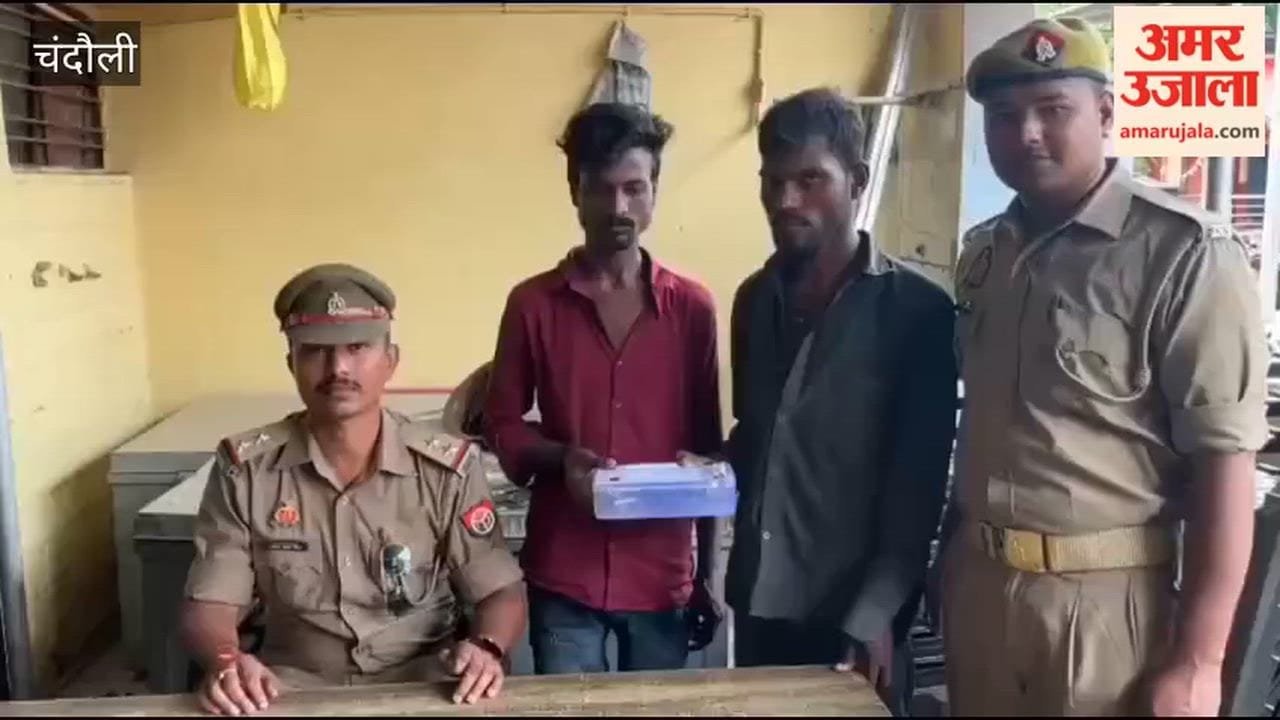Two youths on an auto-rickshaw arrested at Kelly Underpass; country-made pistol and cartridges seized