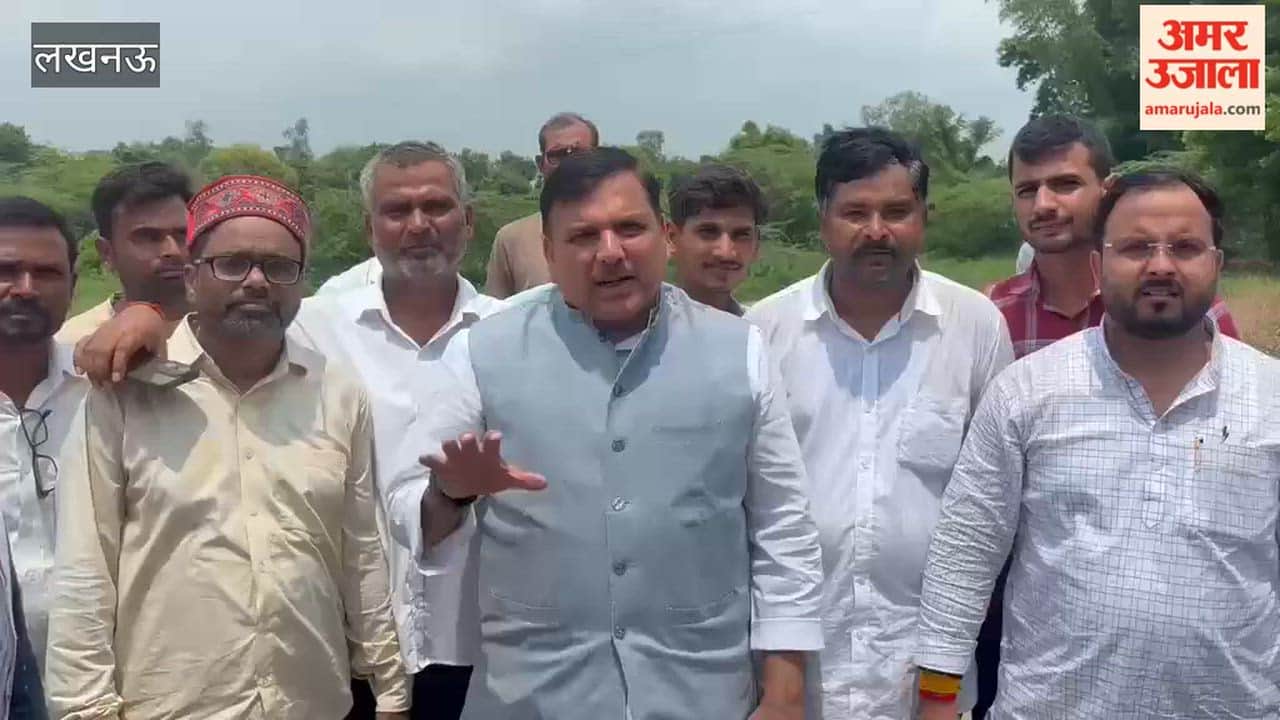 यूपी में चंदा और चढ़ावा चोरी के बाद अब ‘स्कूल चोरी’, आप सांसद संजय सिंह का सरकार पर हमला