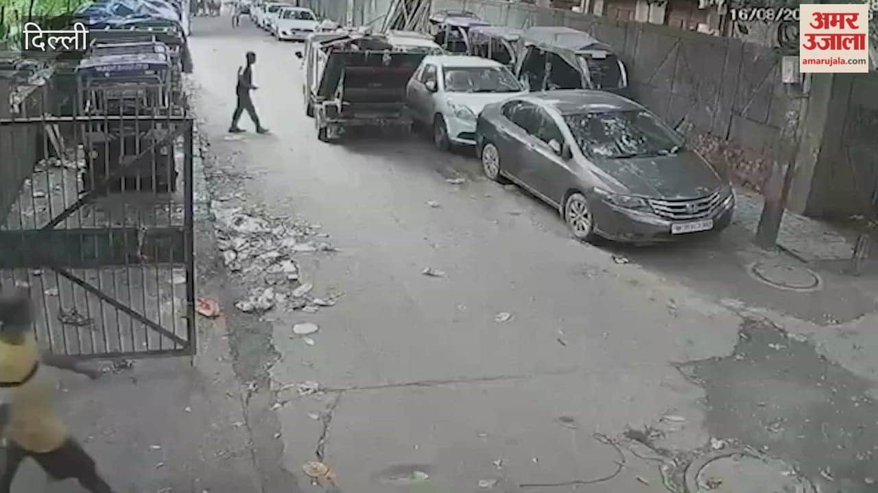 Sanitation worker stabbed to death in Kalyanpuri