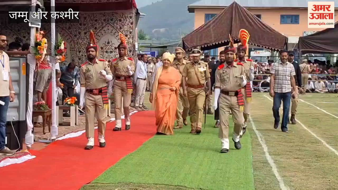 Patriotic Fervour Marks 80th Independence Day Celebrations Across Bandipora
