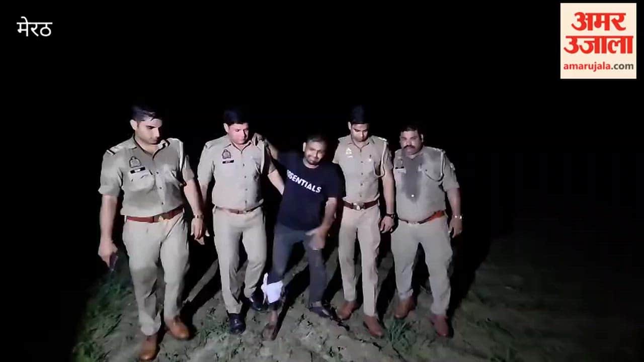 Meerut: Police clash with accused preparing to slaughter a protected animal; one injured.
