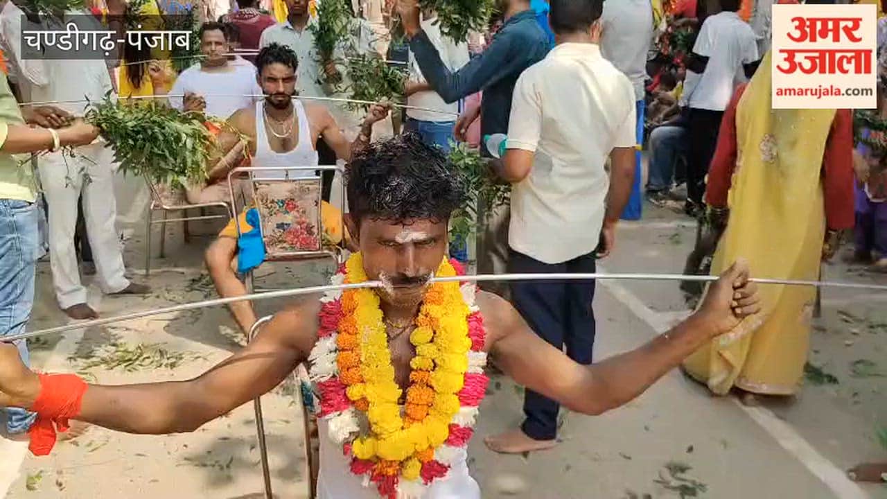 A unique religious scene at Sukhna Lake