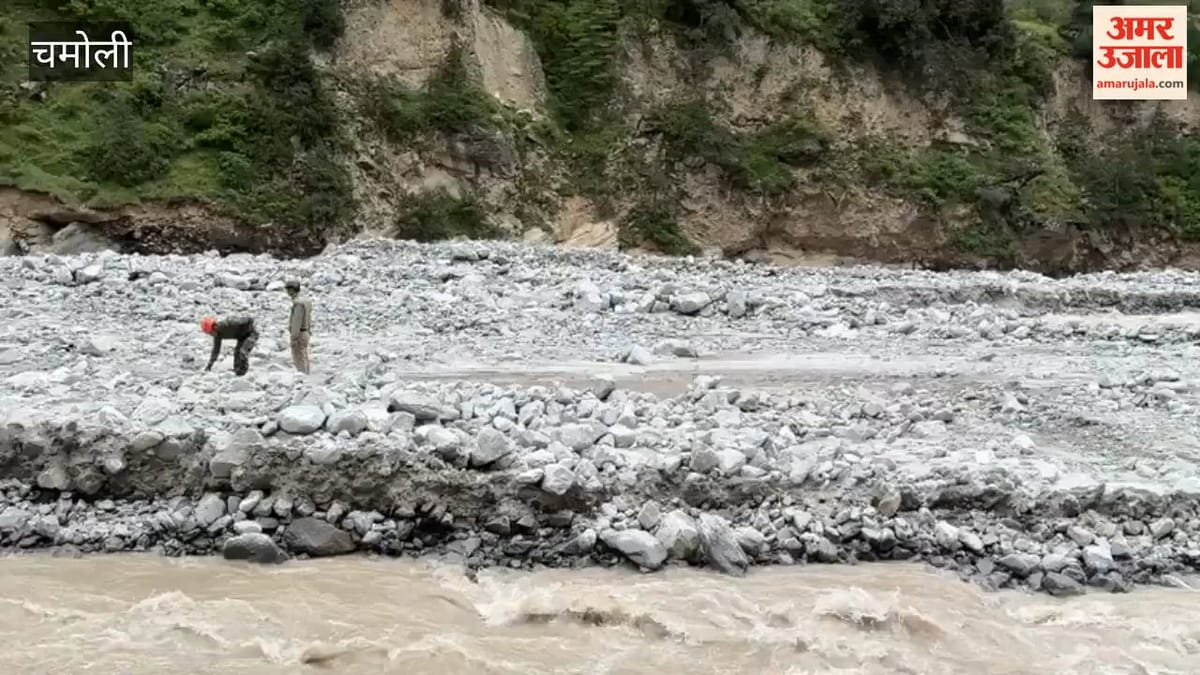 VIDEO: तमक नाले में अतिवृष्टि से आए सैलाब में लापता बीआरओ के जवान की तलाश जारी