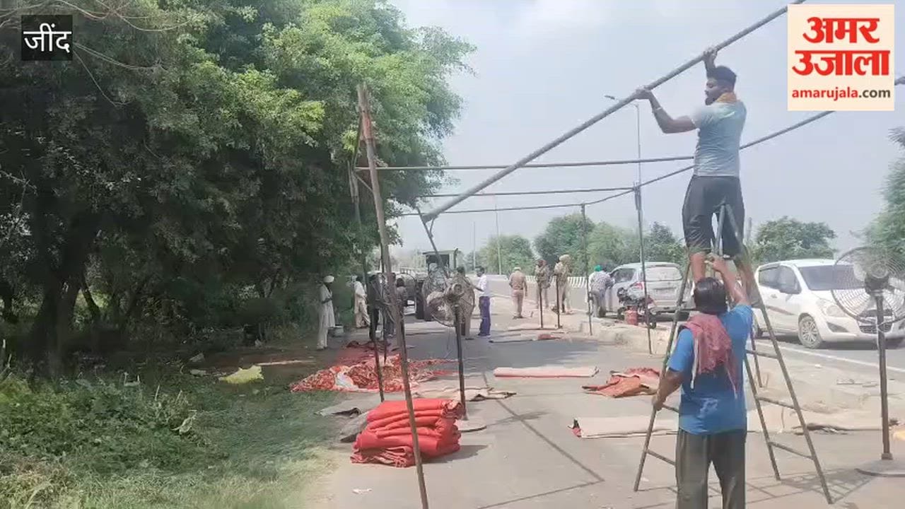 As soon as the farmers' tents were dismantled in Jind, the barricading at the border began to be removed.
