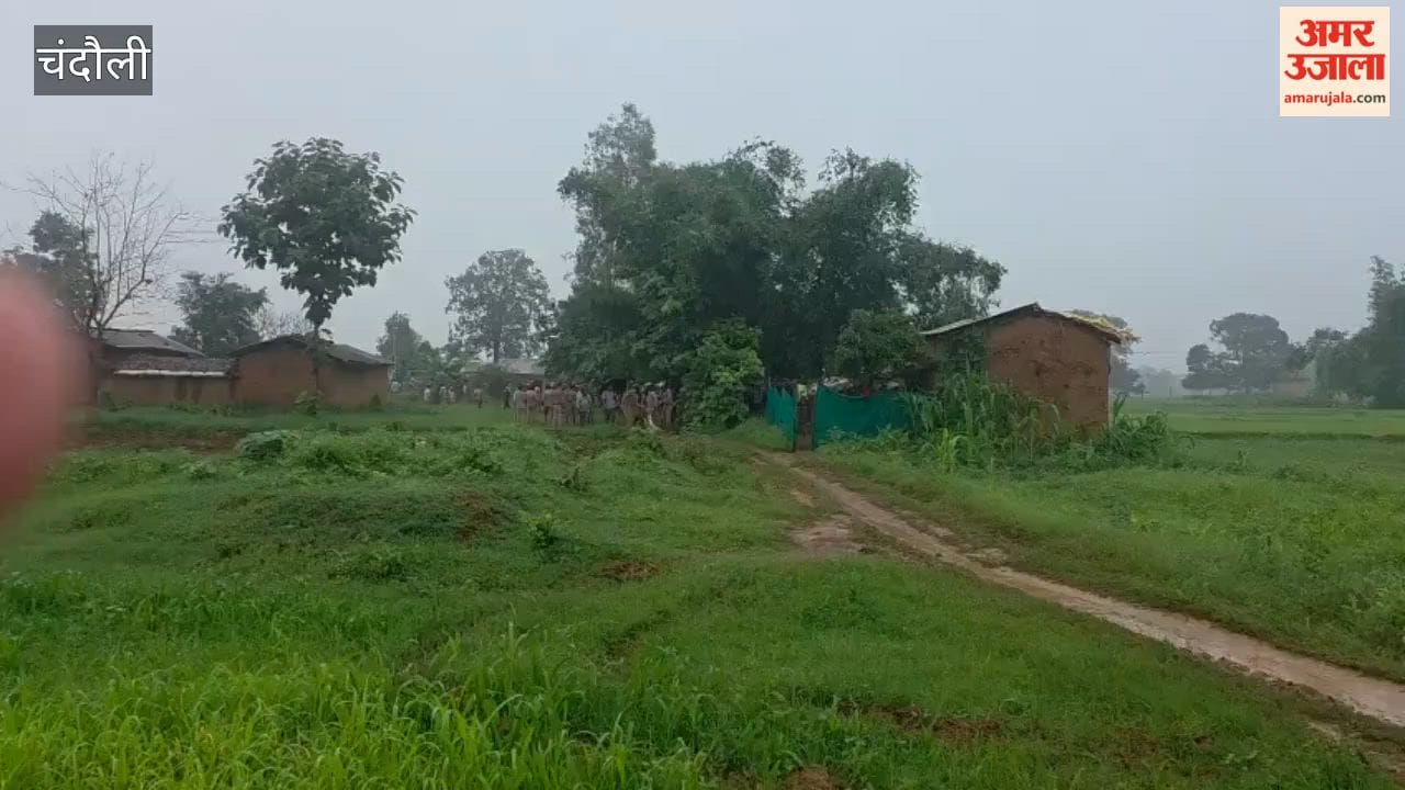 Team arriving to remove encroachment from forest land pelted with stones