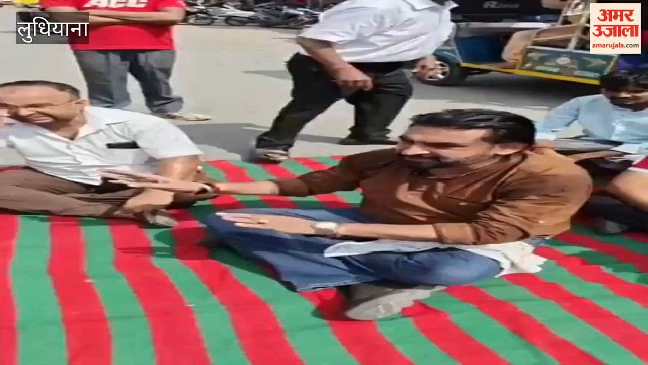 Shopkeepers staged a sit-in on College Road in Jagraon over a market dispute, disrupting traffic for three hours.