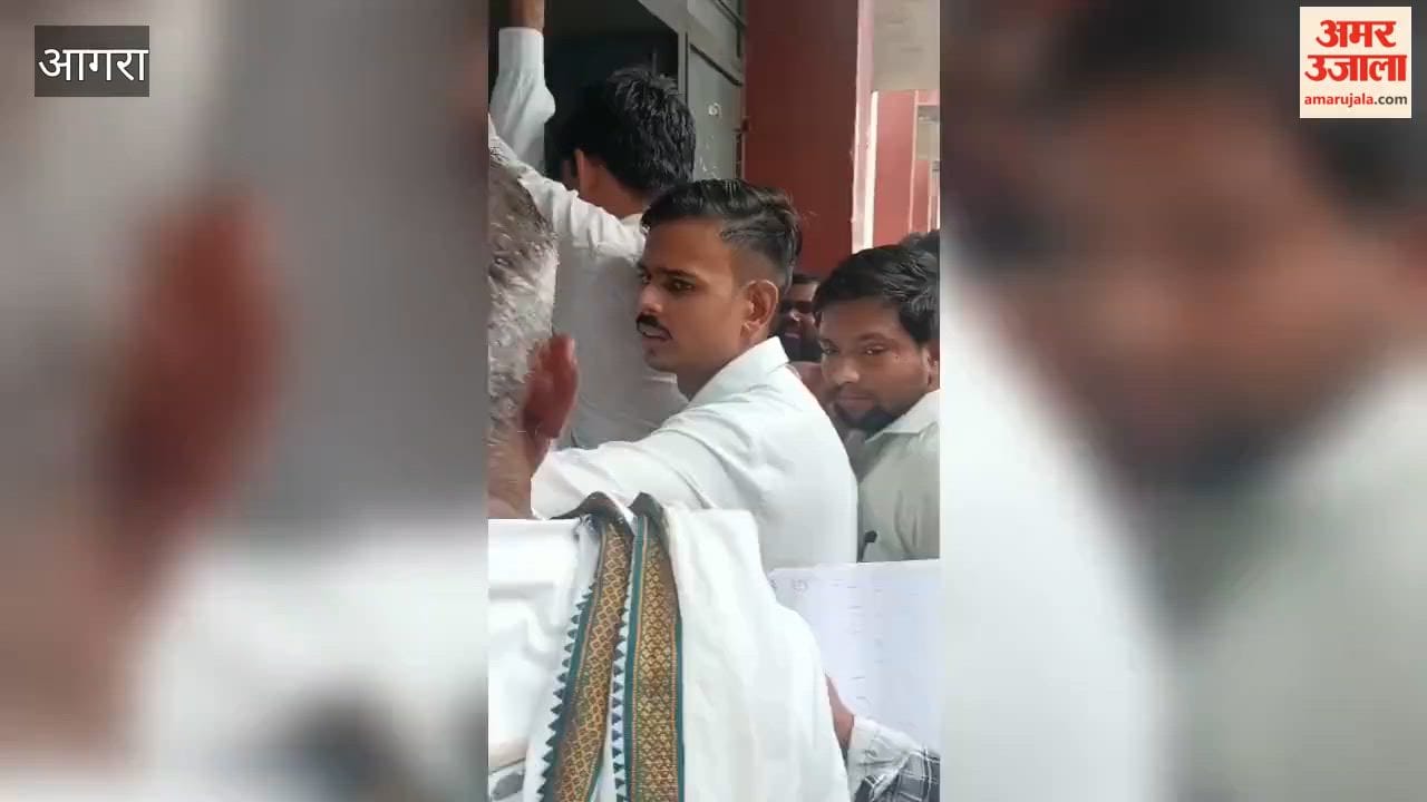 Kanhaiya started a unique prostration journey in the hope of getting the Chhata sugar mill.