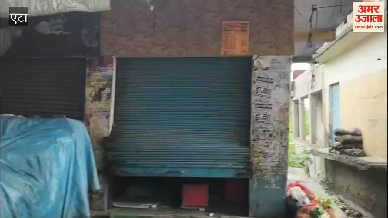 A major theft occurred at a jeweler's shop in Aliganj, where thieves cut the shutter and stole the safe.