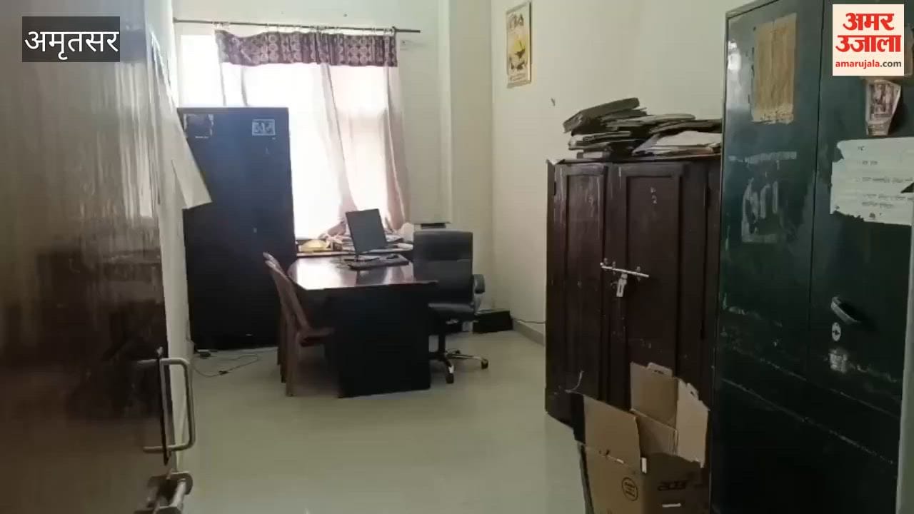 The Amritsar DC Office Employees' Union has warned of intensifying its agitation against the government.