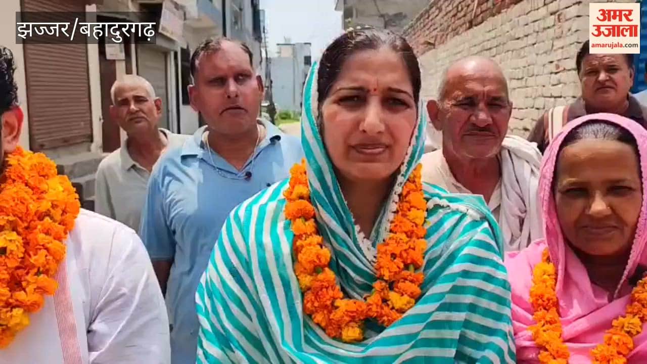 Construction of six lanes at a cost of ₹50 lakh has begun in Ward 23; Chairperson Saroj Rathi inaugurated the project by breaking a coconut.