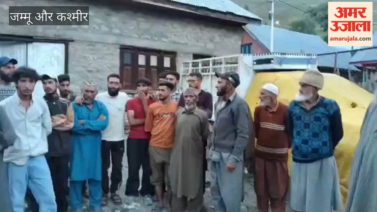 Gurez Horse Owners, Labourers Protest Over Defence Supply Arrangements