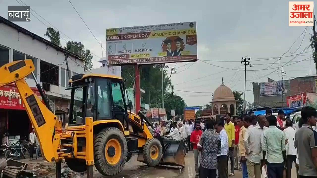 Bulldozers ran on 14 shops of BSP leader in Badaun