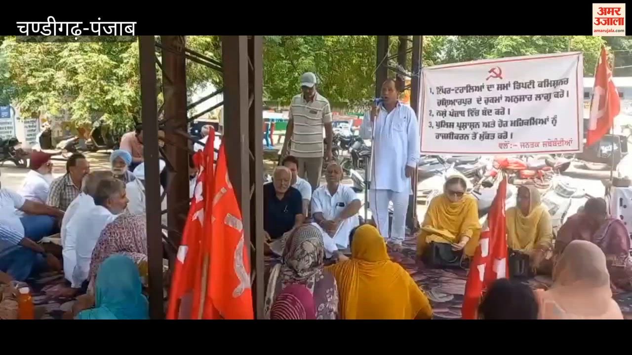 CPI(M) staged a sit-in protest against the stoppage of tipper trucks and police brutality; the protest ended on the assurance of the DSP.