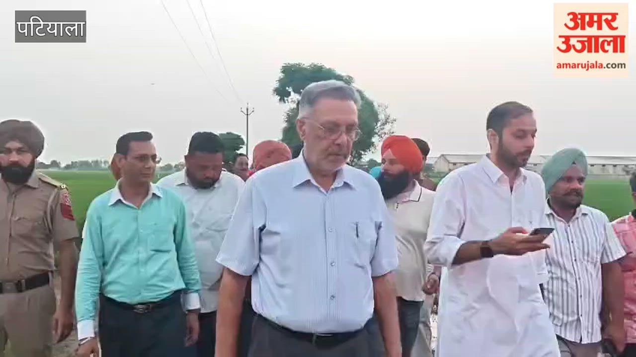 Acting on information from the public, Health Minister Balbir Singh arrived at Kasiana village and apprehended a drug smuggler.