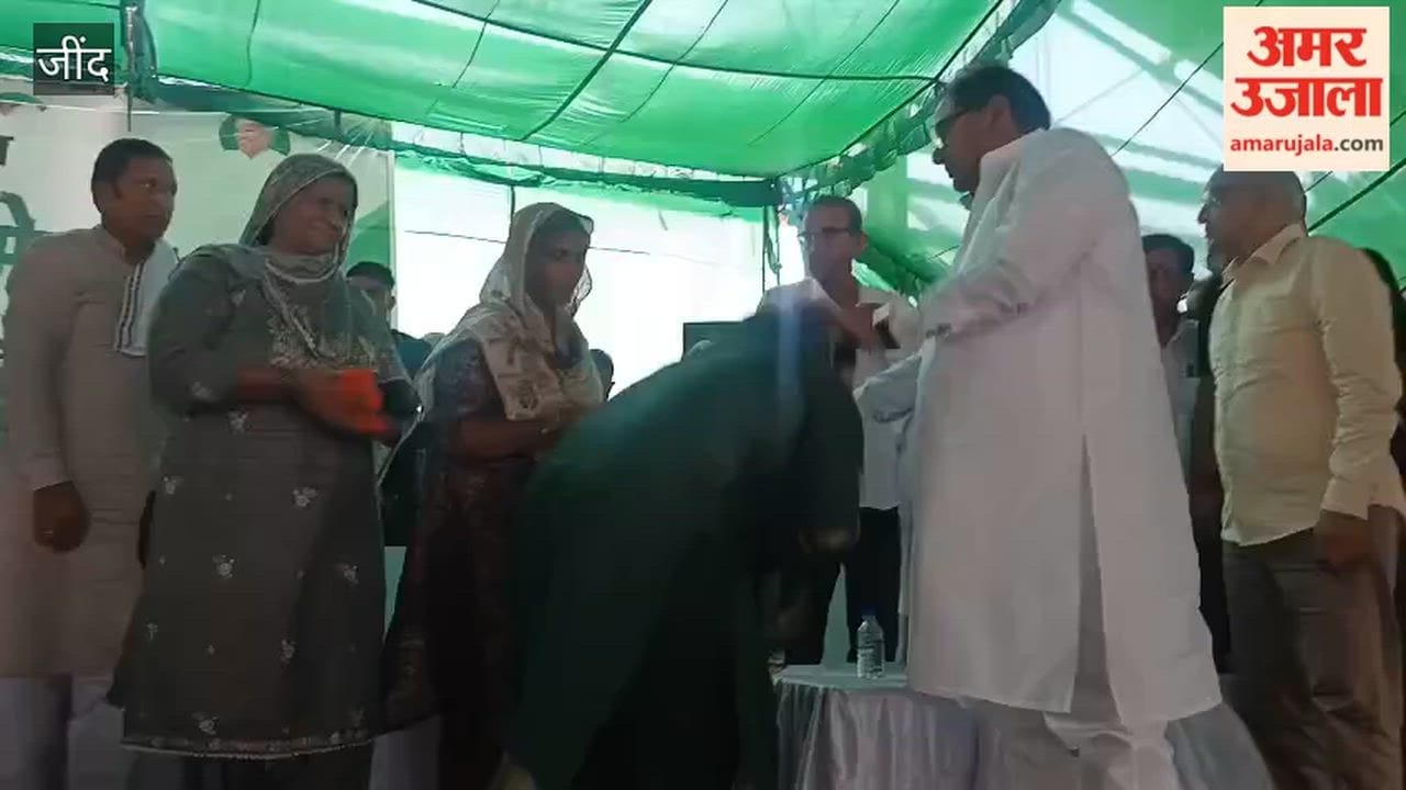 INLD workers' meeting held in Julana; Abhay Chautala states that it is the Congress, not the INLD, that is the BJP's 'B-team'.