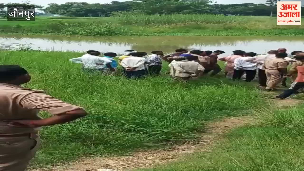 Jaunpur dead Body of unidentified woman found floating in river