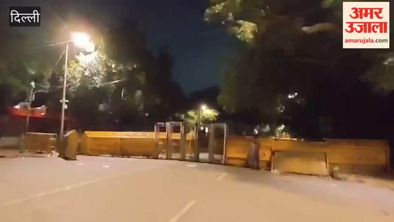 Silence at night after protesters left Jantar Mantar
